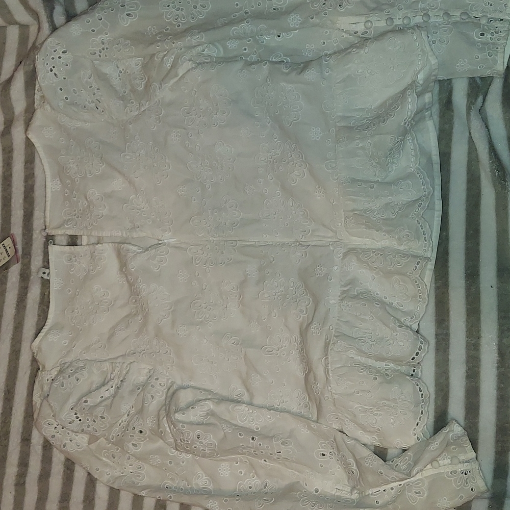 Express Blouse - Picture 4 of 4